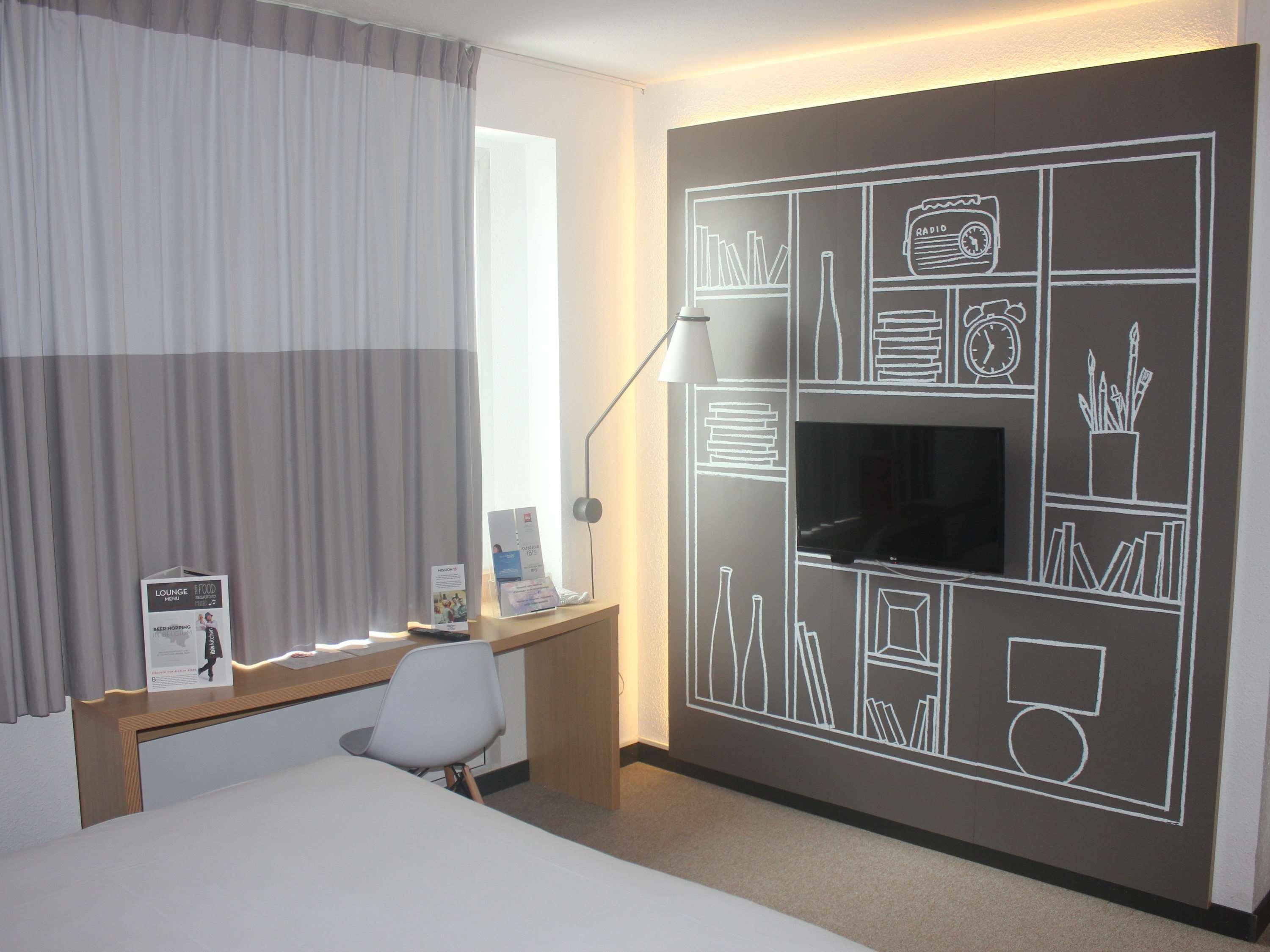 B&B Hotel Mons Gare Экстерьер фото