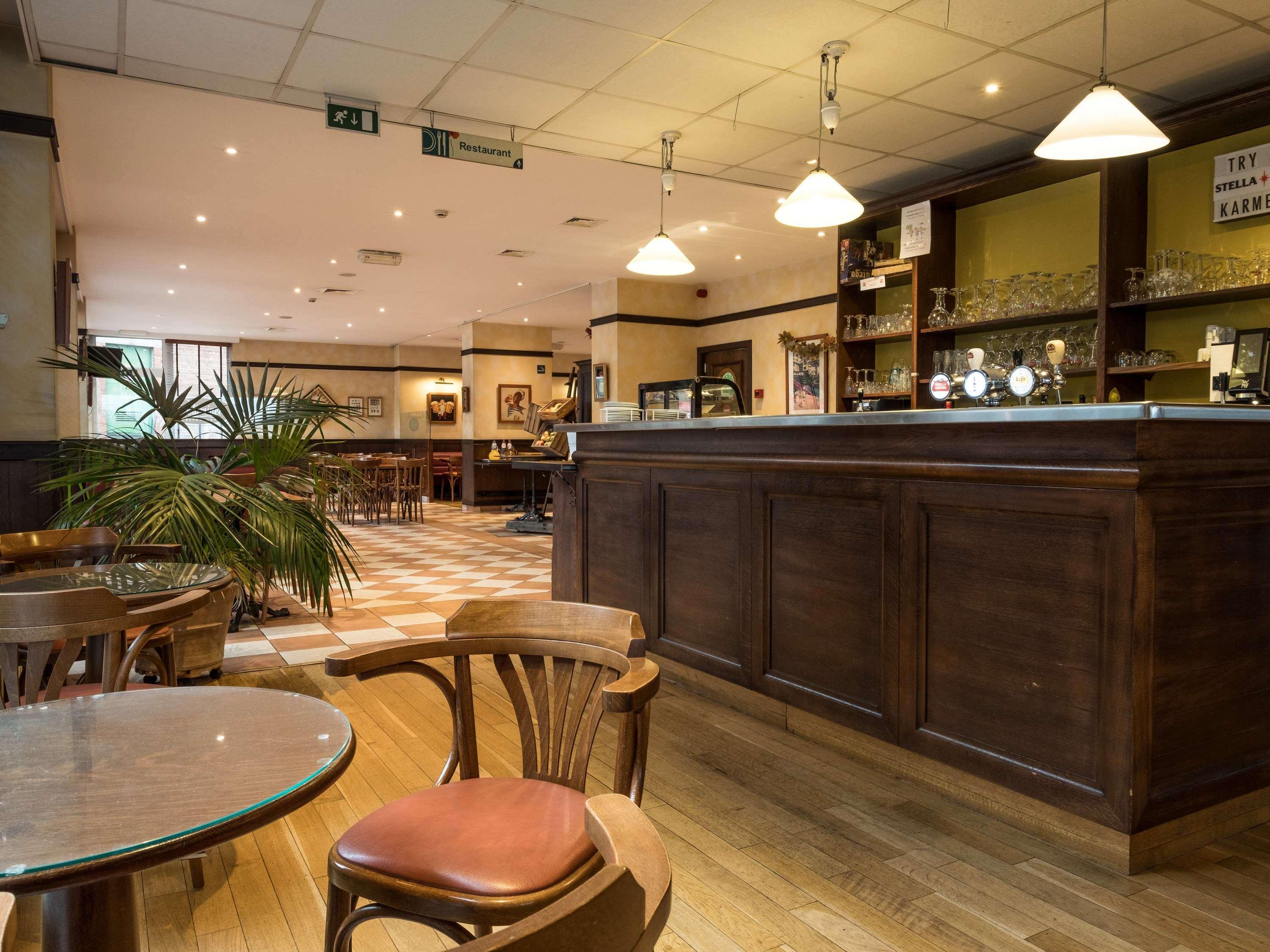 B&B Hotel Mons Gare Экстерьер фото