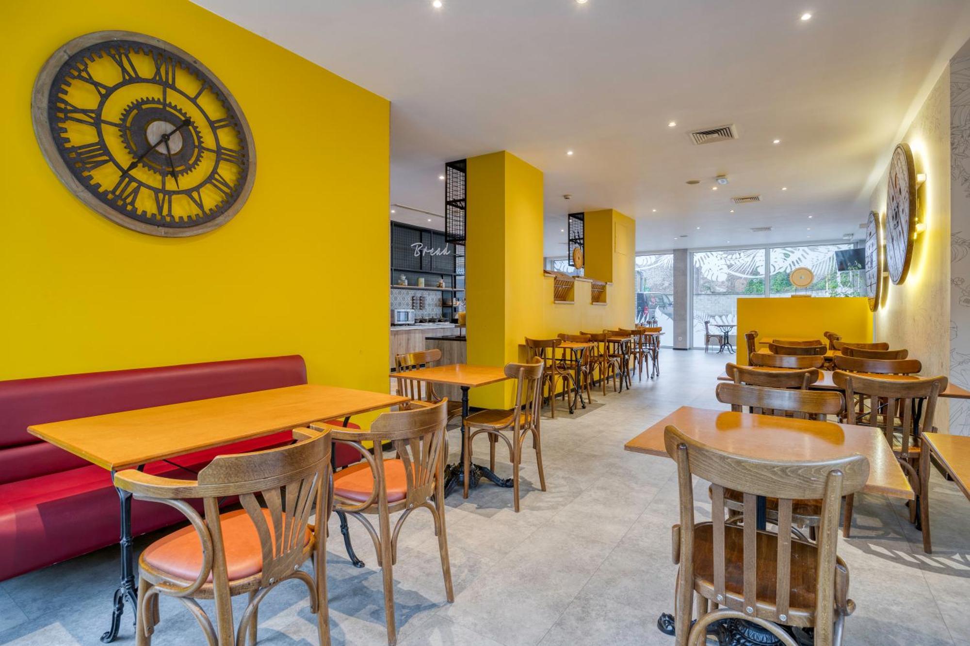 B&B Hotel Mons Gare Экстерьер фото